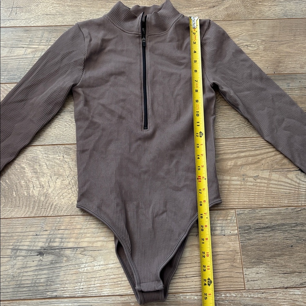 OQQ Brown Ribbed High Neck Long Sleeve Bodysuit Women's Medium - Picture 5 of 6